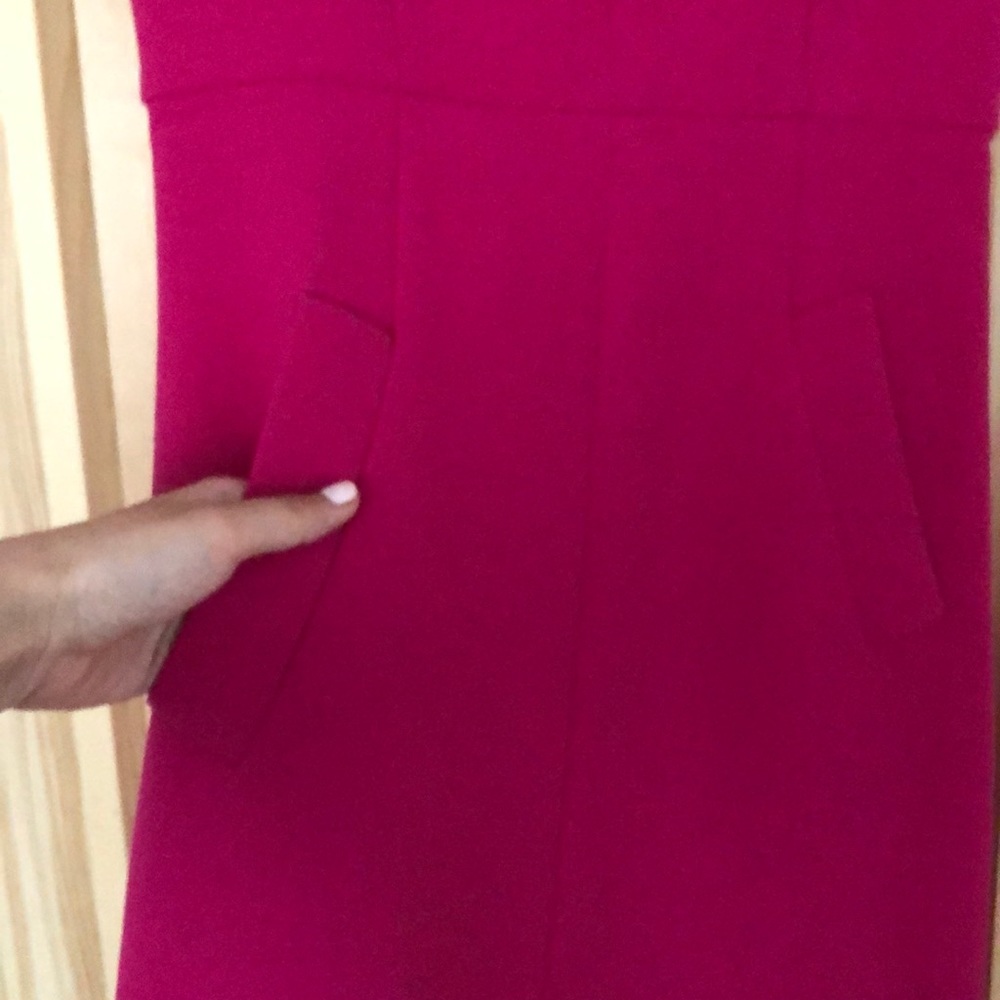 DVF pink v-neck dress with pockets!!! - Picture 3 of 4